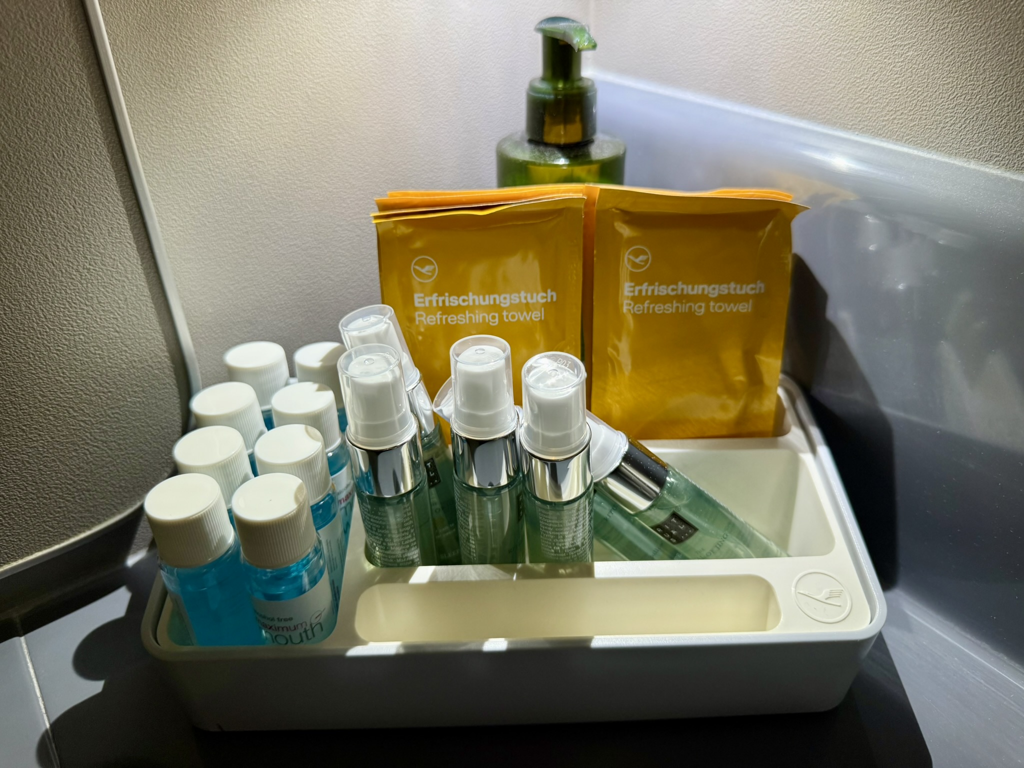 28K点数拿下空中女皇跨洋商务舱 - 汉莎航空B747-400（法兰克福 – 纽约纽瓦克）商务舱体验