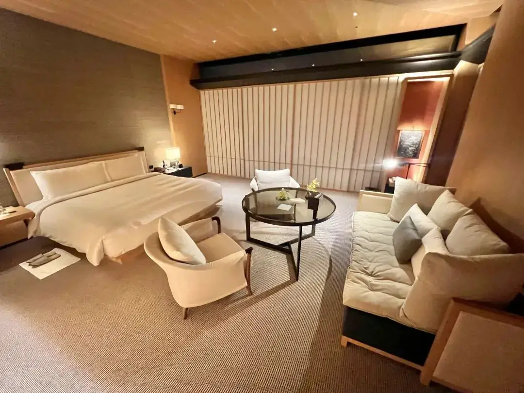 京都柏悦也放大招：基础积分房罕见大规模放出，淡季房晚都有，手慢无！