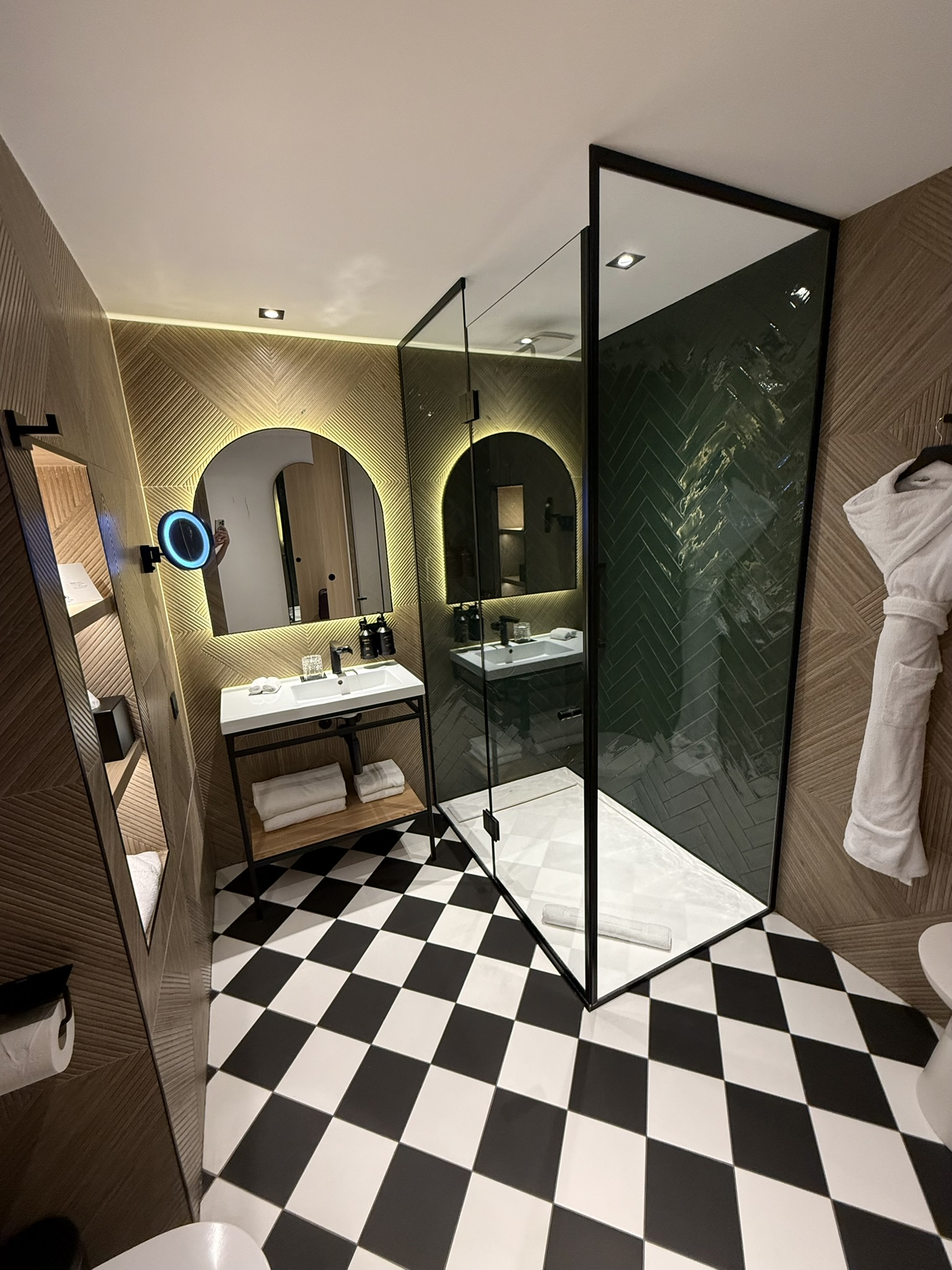 新 + 位置好，但仅此而已 - DoubleTree by Hilton Nice Centre Iconic入住体验