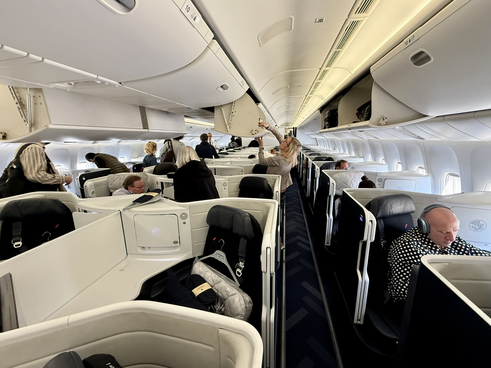 欧洲航司商务舱天花板？法航B777-300ER（巴黎CDG – 纽约JFK）商务舱体验