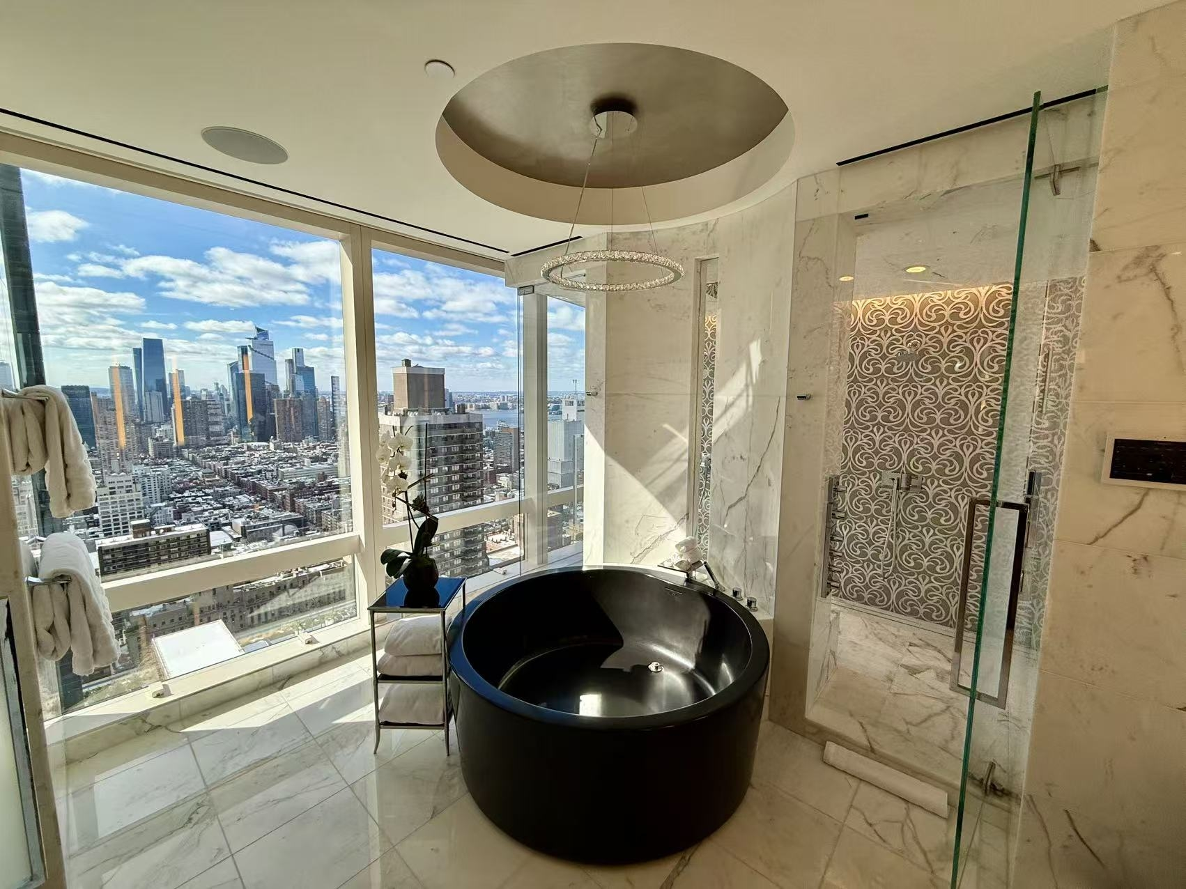 比总统套房更高一级，开箱3.6万美元一晚的纽约文华东方套房，只是这次升级的开始……